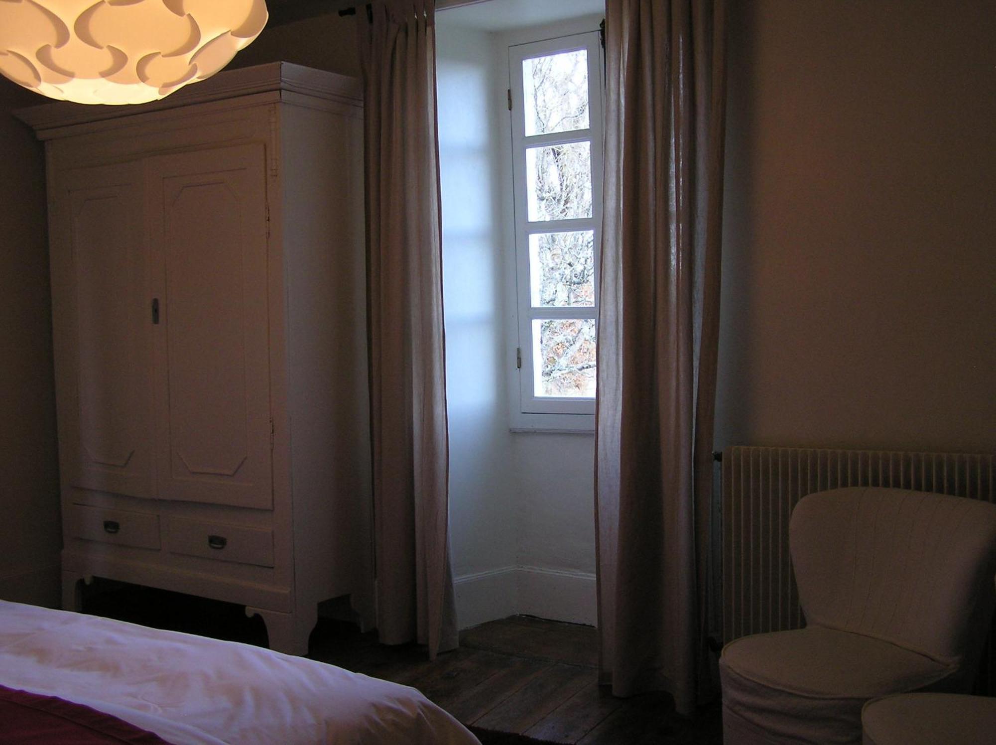 Domaine De L'Isle Basse Bed & Breakfast Fontanes  Ruang foto