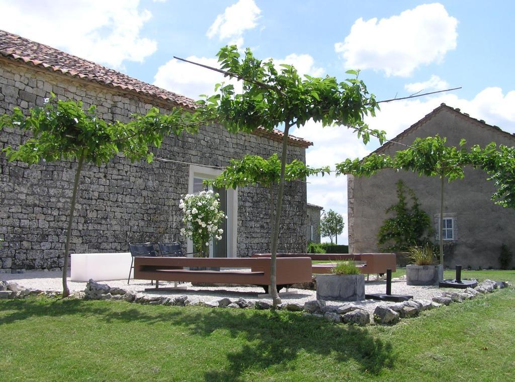 Domaine De L'Isle Basse Bed & Breakfast Fontanes  Bagian luar foto